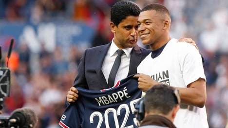 Nasser al-Khelaifi soll wohl an dem Anstieg bei einem englischen Topklub basteln