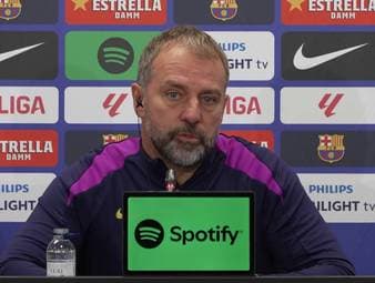 Nach dem öffentlichen Zoff mit Nationaltrainer Luis de la Fuente um die Belastung von Lamine Yamal legt Hansi Flick nach. Der Barça-Coach lobt ausdrücklich die Entscheidung seines Schützlings, die Länderspiele abgesagt zu haben.