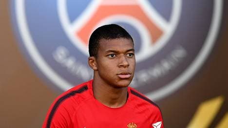 Kylian Mbappe vor Wechsel zu PSG