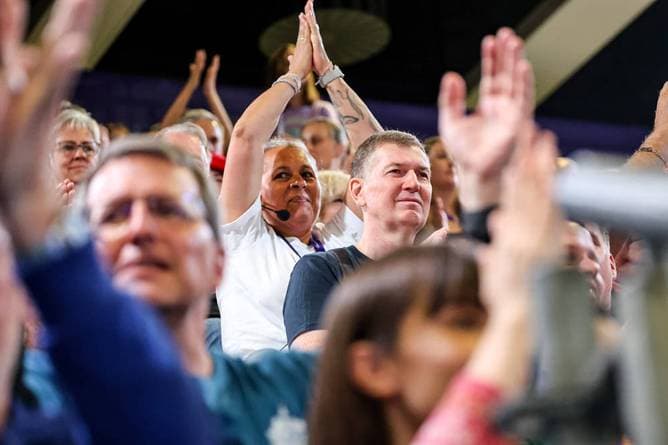 Athletin startet zu spät - Und bekommt den meisten Applaus.