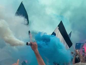 Inter Mailand und der SSC Neapel stehen vor dem Showdown um die italienische Meisterschaft. Vor dem Spiel gegen Cagliari Calcio sorgen die Neapel-Fans bereits für Gänsehaut-Bilder. 