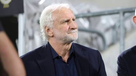 Rudi Völler wird ausgezeichnet