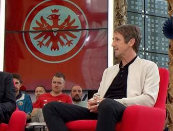 Mit Albert Riera holt Eintracht Frankfurts Sportvorstand Markus Krösche einen Trainer, der polarisiert. Im SPORT1 Doppelpass gibt der SGE-Boss nach drei Monaten mit Riera ehrliche Einblicke.