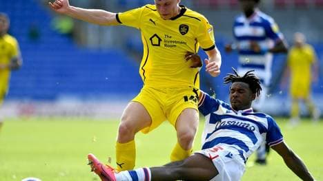 Zweiter Neuzugang für Bayern München: Omar Richards (r.)