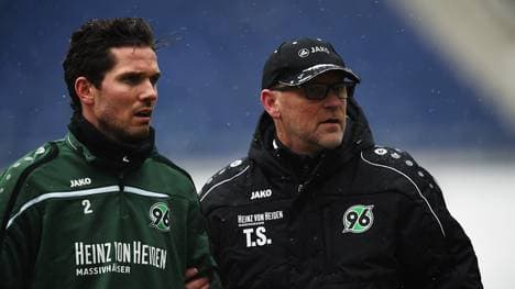 Hannover-Coach Thomas Schaaf muss auf  Leon Andreasen verzichten