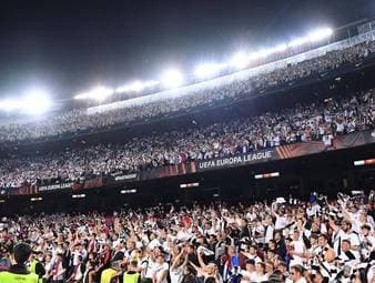 Barca will Frankfurter Fan-Invasion verhindern