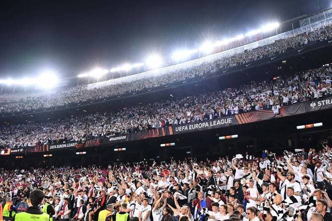 Barca will Frankfurter Fan-Invasion verhindern