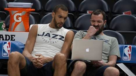 Rudy Gobert (l.) ist über seine Nicht-Nominierung zum All-Star Game frustriert