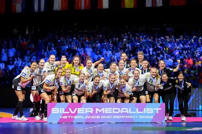 Rauschende Partynacht nach Silber-Coup