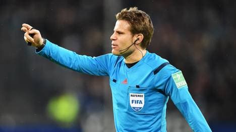 Hamburger SV v 1. FC Koeln - Bundesliga