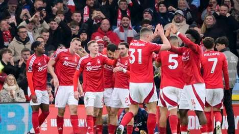 Nottingham Forest beißt sich oben fest
