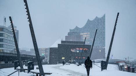 Starker Schneefall wegen des Sturmtiefs Elli hat Hamburg im Griff