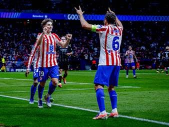 Atletico Madrids Angreifer Julian Alvarez wird zum Spieler des Monats gewählt. Der Argentinier erinnert sich an seinen Champions-League-Auftritt gegen Frankfurt und huldigt zudem Antoine Griezmann.