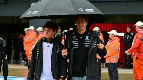 Seit 2025 Teamkollegen: Russell (r.) Kimi Antonelli (l.)