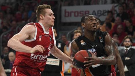 Brose Baskets Bamberg v ratiopharm Ulm - BEKO BBL Final Game 1