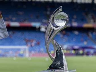 UEFA: Klubs erhalten Rekordsumme