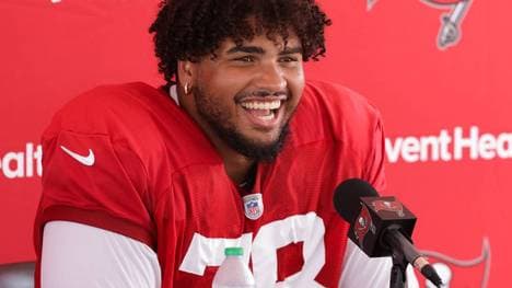 Tristan Wirfs hat gut lachen