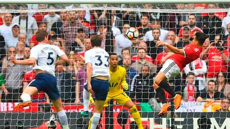 FBL-ENG-FACUP-TOTTENHAM-MAN UTD