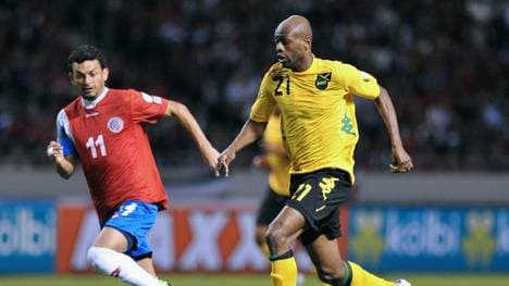 Luton Shelton (r.) erzielte 35 Tore für Jamaika