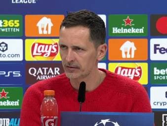 Eintracht Frankfurt geriet zu Hause mit 0:3 gegen Atalanta Bergamo unter die Räder. Nach der Partie fand SGE-Coach Dino Toppmöller deutliche Worte für die bittere Niederlage.