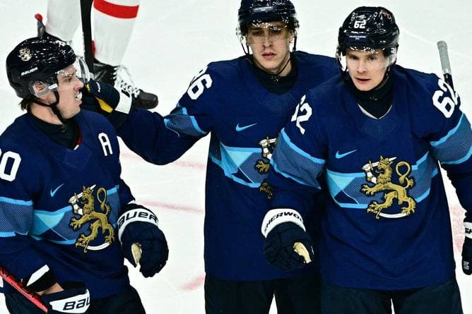 Finnland fährt historischen Sieg ein