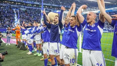 Schalke feiert mit seinen Fans
