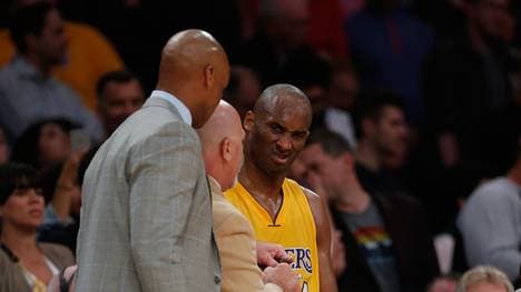 San Antonio Spurs v Los Angeles Lakers