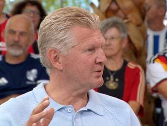 Harry Kane bleibt beim 5:1-Sieg des FC Bayern ohne Tor - seine Qualitäten sind trotzdem unbestritten. SPORT1-Experte Stefan Effenberg prognostiziert dem Engländer im FIROCKX.ONE Doppelpass erneut eine hohe Trefferquote.