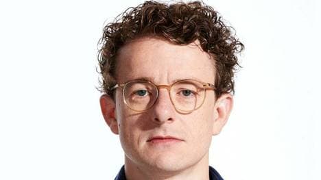 Programmchef Fabian stellt neues Interview-Format vor