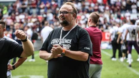 Martin Wagner übt Druck auf die ELF aus