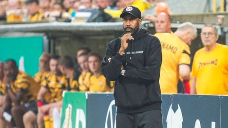 Daniel Thioune konnte mit der Leistung seiner Mannschaft einfach nicht zufrieden sein