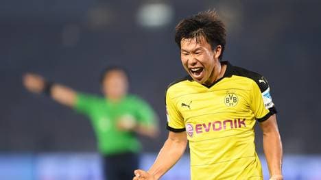FBL-JPN-GER-DORTMUND-KAWASAKI