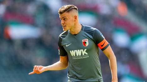 Hertha BSC v FC Augsburg - Bundesliga