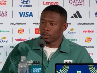 David Alaba blickt dankbar auf seine Zeit bei Real Madrid zurück, trotz schwerer Verletzungsphasen. Was nach der WM kommt, lässt der Österreicher noch offen und fokussiert sich voll auf das Turnier.