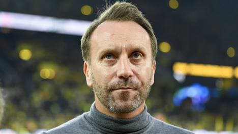 Sebastian Schindzielorz stärkt Paul Simonis den Rücken