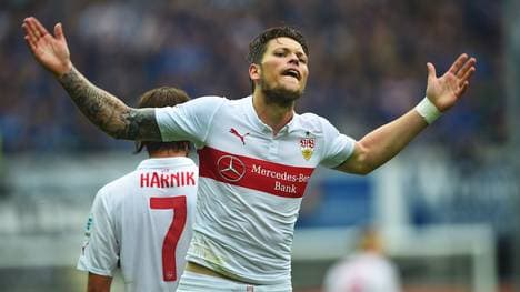 SC Paderborn 07 v VfB Stuttgart - Bundesliga