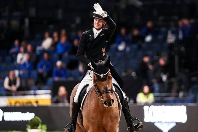 Weltcupfinale: Deutscher Debütant wird Sechster