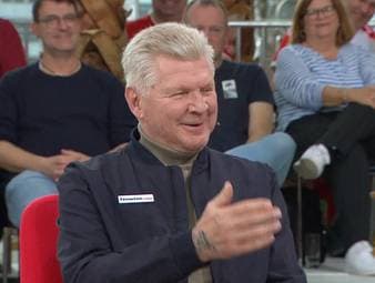 Im Doppelpass wird das Phrasenschwein kräftig gefüttert. Besonders eine Phrase von SPORT1-Chefreporter Stefan Kumberger hat es Stefan Effenberg angetan.