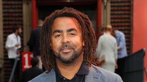 Patrick Owomoyela gewann mit dem BVB die Deutsche Meisterschaft