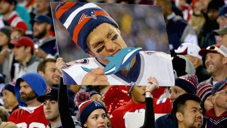 Miami Dolphins v New England Patriots