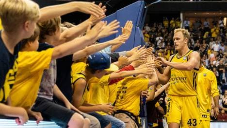 BERLIN, GERMANY - JUNE 13:  Luke Sikma of ALBA Berlin celebrates after winning the the fourth play-off game of the German Basketball Bundesliga finals at Mercedes-Benz Arena on June 13, 2018 in Berlin, Germany. (Photo by Boris Streubel/Bongarts/Getty Images)