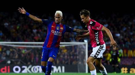 FC Barcelona v Deportivo Alaves - La Liga