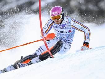 Straßer im Slalom weit zurück