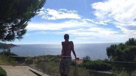 Für lässige Urlaubsfotos wird Mats Hummels in nächster Zeit nicht mehr posieren können.