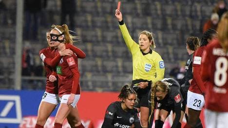 Eintracht Frankfurt und Turbine Potsdam lieferten sich einen wilden Schlagabtausch