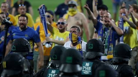 Anhänger von Eintracht Braunschweig zeigen ihr hässliches Gesicht