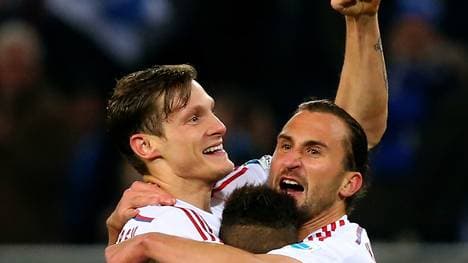Marcell Jansen (l.) markierte den zweiten Treffer für den Hamburger SV