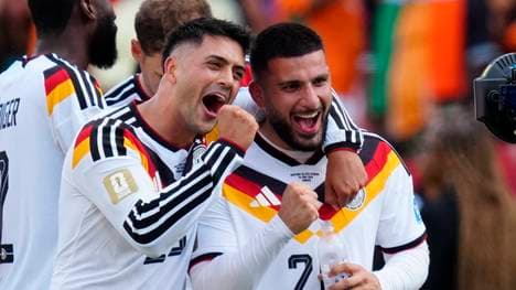 Deniz Undav (r.) und Nadiem Amiri hatten gegen die Elfenbeinküste Grund zur Freude