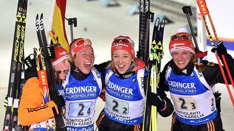 BIATHLON-WORLD-WOMEN, Franziska Hildebrand, Laura Dahlmeier, Franziska Preuss und Vanessa Hinz