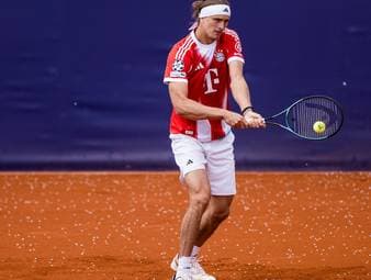 Zverev überrascht mit Olise-Trikot